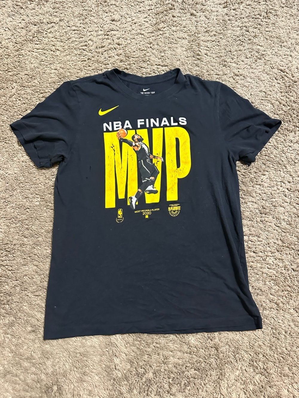 Vintage NBA Los Angeles Lakers “MVP LeBron James” shirt 00s size large